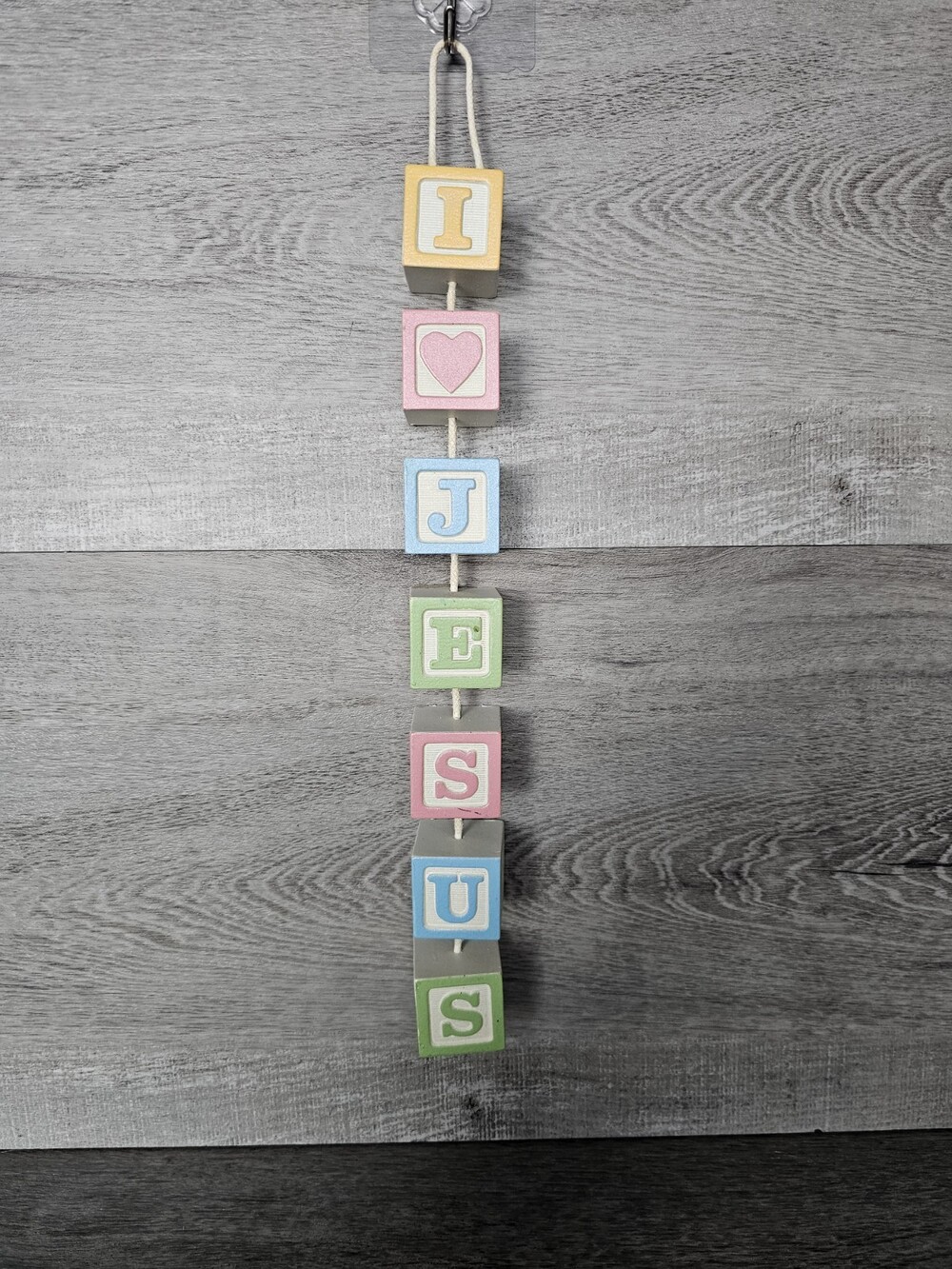 Abbey Press I Love Jesus Baby Colors Blocks Wall Hanging St. Meinrad USA 181a3